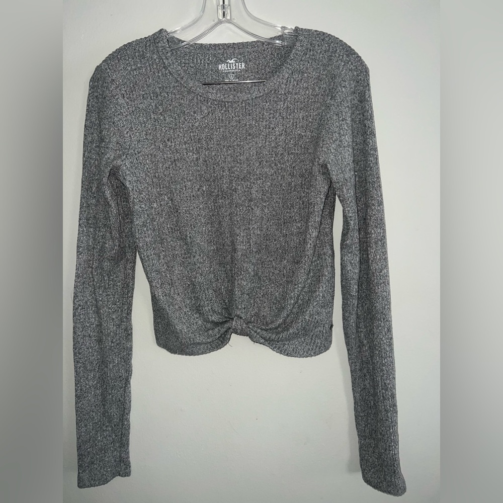 Hollister Women's Charcoal Long Sleeve Knotted Tee